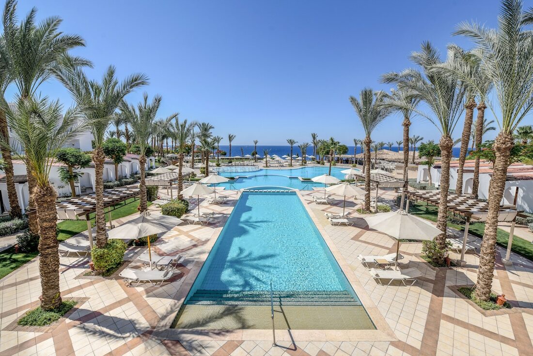 Jaz Fanara Resort & Residence